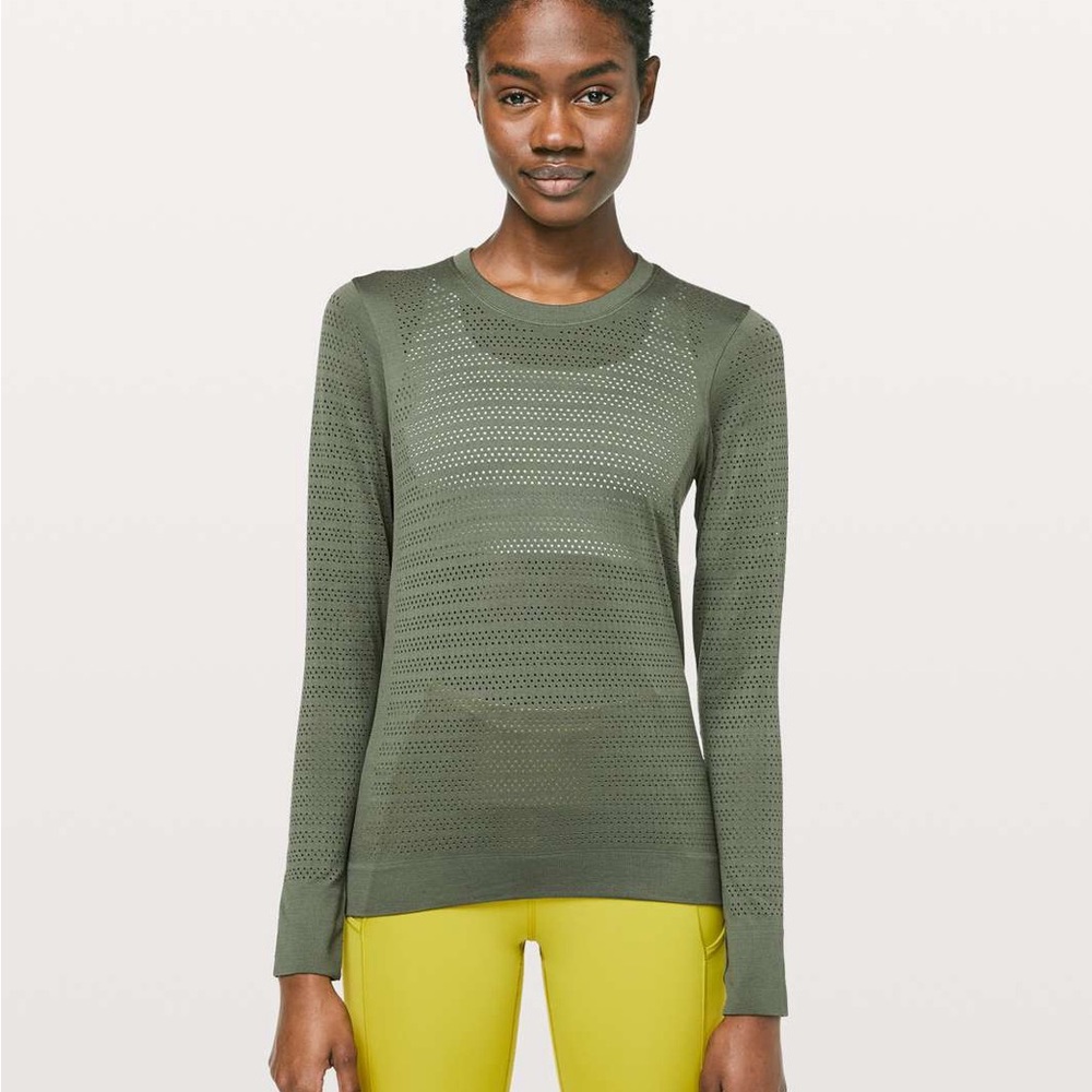 Lululemon Breeze By Long Sleeve Squad